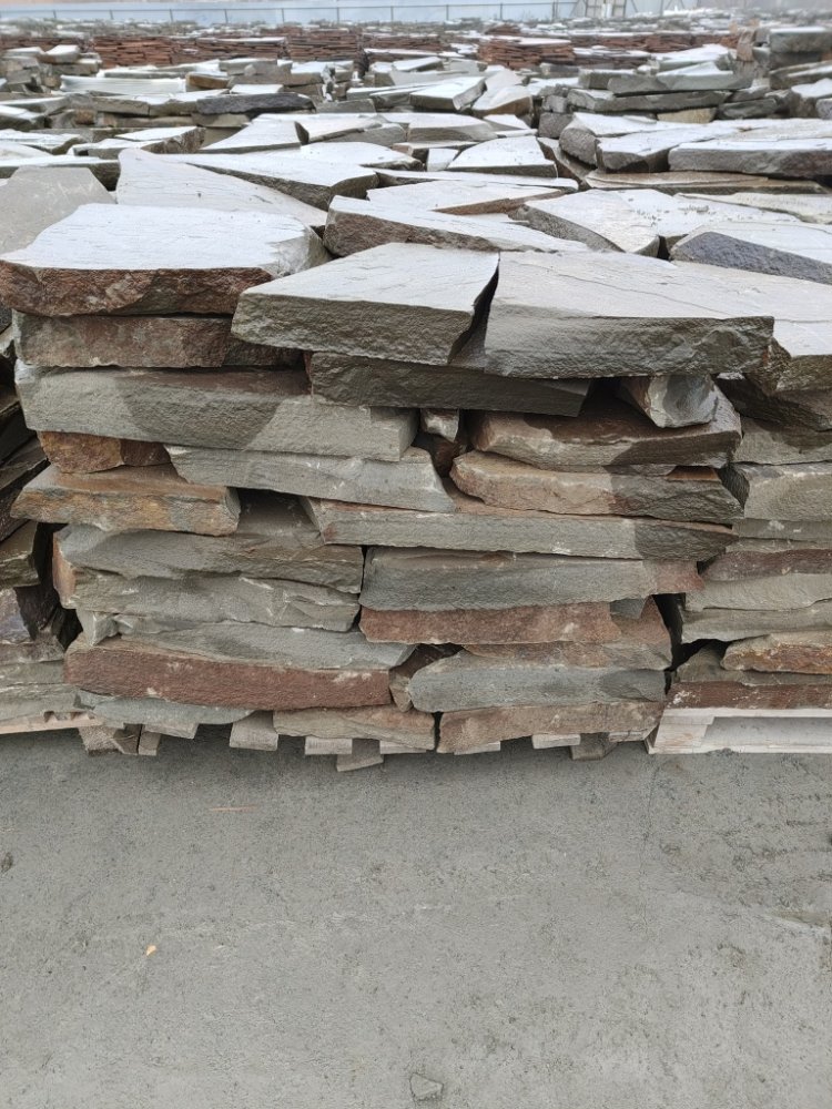 Плитняк песчаник серо-зелёный для мощения 60-65 мм купить в Азнакаево