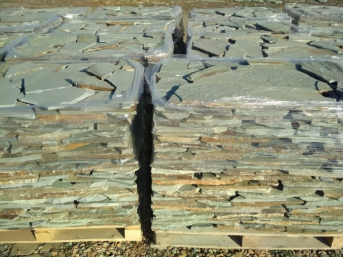 Плитняк златолит зелёный для цоколя, отмостки купить в Азнакаево