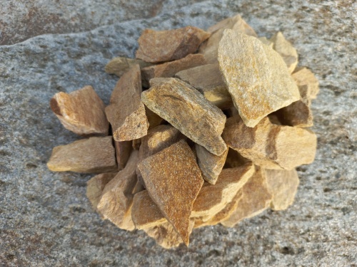 Златолит жёлтый декоративная каменная крошка купить в Азнакаево