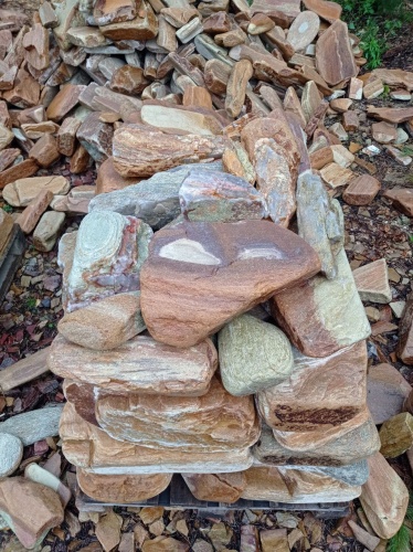 Златолит жёлтый, жёлто-зелёный глыбки и валуны для ланшафтного дизайна купить в Азнакаево