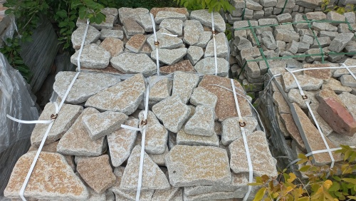 Гранитный плитняк галтованный для парковки купить в Азнакаево