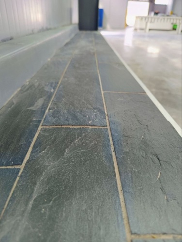 Плитка чёрная из натурального камня фасадная 30 см * 5 см, толщина 7 мм -30 мм купить в Азнакаево