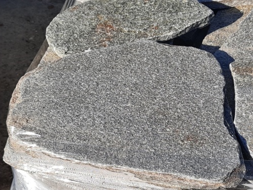 Златолит серебристый галтованный для лестниц купить в Азнакаево